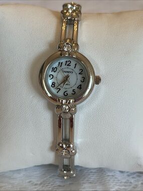 Gramercy Silver Floral Accent Women's Watch